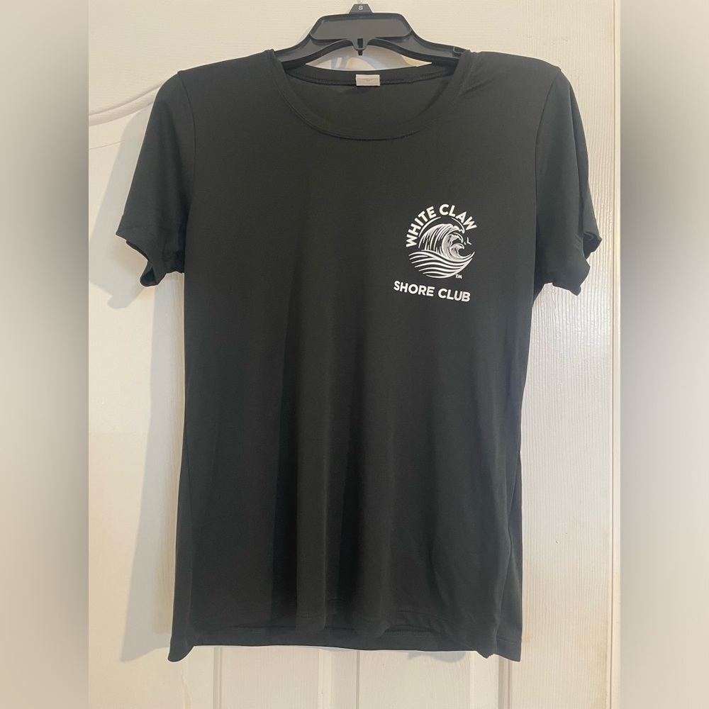 Women’s sport tech White Claw T-shirt size medium